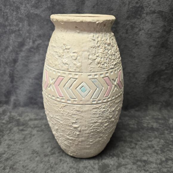Native American Southwestern Pink Unglazed Pottery Vase Geometric Shapes 10" - Picture 2 of 9